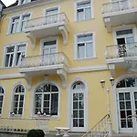 Milbor 4* Bad Soden am Taunus
